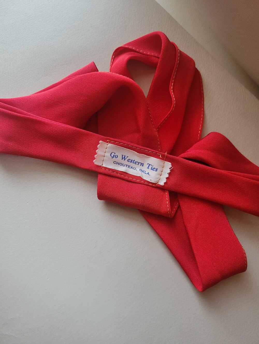Vintage Go Western Ties Red Skinny Scarf Bolo Neckerchief Chouteau, OK Unisex - Picture 5 of 11